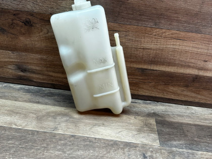 Бачок расширительный CF3 CF4 CF5 CF6 CF7 CL1 CL2 CL3 CH9