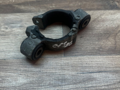 крепление рулевой рейки CF3 CF4 CF5 CF6 CF7 CL1 CL2 CL3 CH9