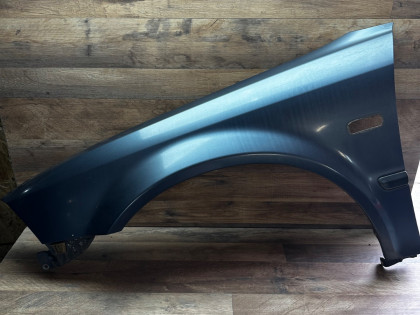 Крыло переднее левое CF3 CF4 CF5 CL1 CL3