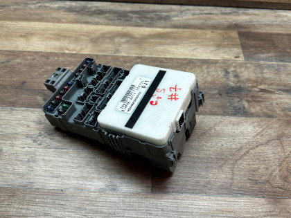 Блок предохранителей CF3 CF4 CF5 CF6 CF7 CL1 CL2 CL3 CH9