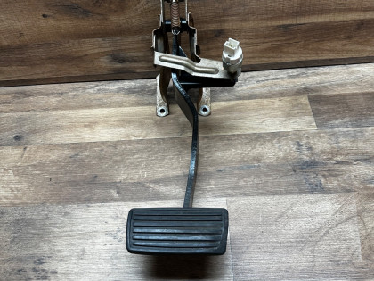 Педаль тормоза CF3 CF4 CF5 CF6 CF7 CL2 CL3 CH9