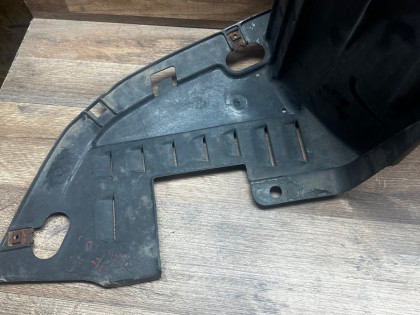 Подкрылок передний правый CF3 CF4 CF5  CL1 CL3