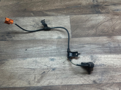 Датчик ABS задний правый CF3 CF4  CF6 CL1 CL3 CH9