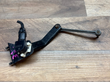 Датчик высоты дорожного просвета ACV40