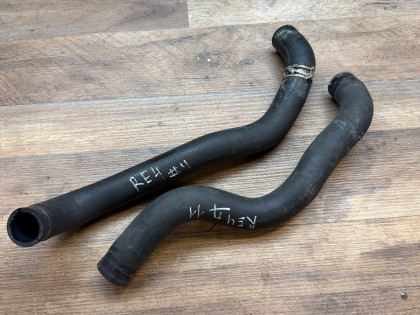 Патрубки радиатора RE4