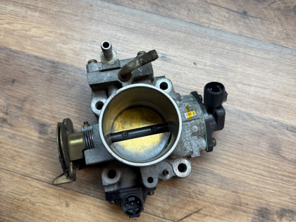 Дроссельная заслонка