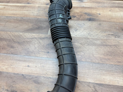 Патрубок воздушного фильтра