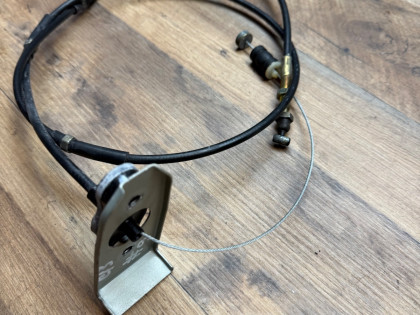 Тросик газа