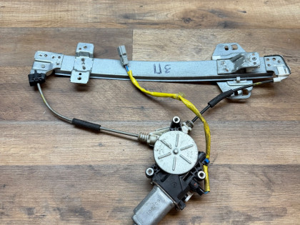 Стеклоподъемник задний правый