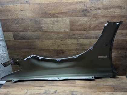 Крыло переднее левое