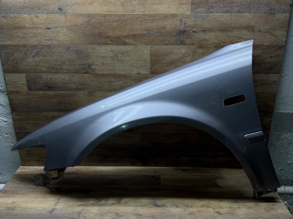 Крыло переднее левое