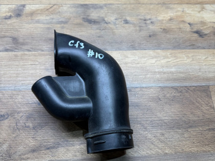 Патрубок воздушного фильтра