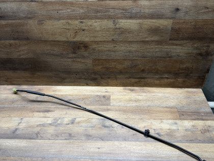 Упор капота