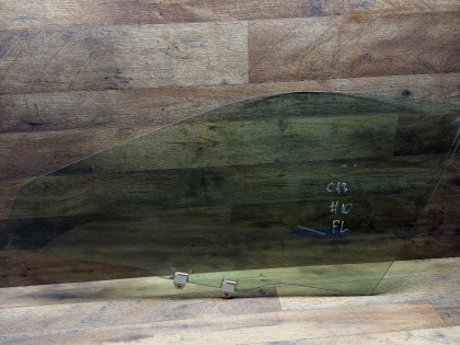 Стекло передней левой двери