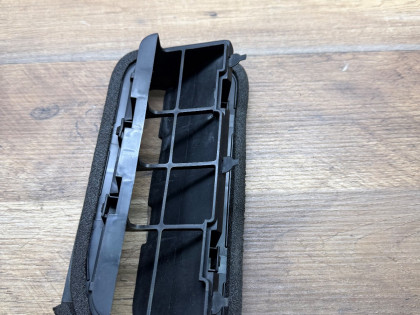 Клапан вентиляции кузова