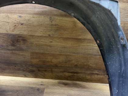 Подкрылок передний правый