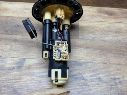 Бензонасос