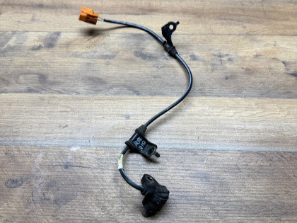 Датчик ABS задний правый