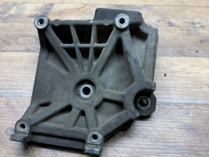 кронштейн компрессора кондиционера