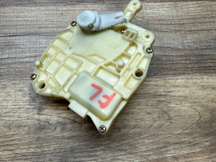 Замок двери передний левый cf3 cf4 cf5 cf6 cf7 cl1 cl2 cl3 ch9