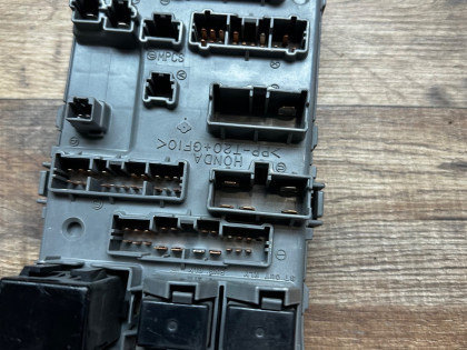 Блок предохранителей cf3 cf4 cf5 cf6 cf7 cl1 cl2 cl3 ch9