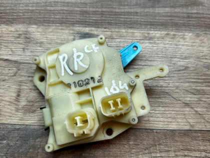 Замок двери задний правый cf3 cf4 cf5 cf6 cf7 cl1 cl2 cl3 ch9