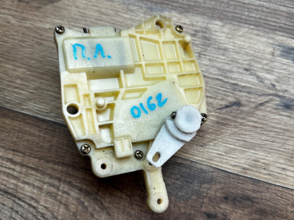 Замок двери передний левый cf3 cf4 cf5 cf6 cf7 cl1 cl2 cl3 ch9