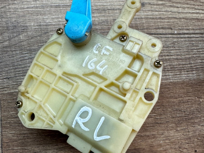 Замок двери задний левый cf3 cf4 cf5 cf6 cf7 cl1 cl2 cl3 ch9