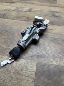 замок зажигания DAIHATSU MIRA E:S