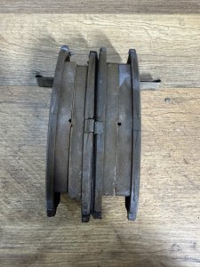 Колодки тормозные передние 262 HONDA TORNEO