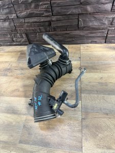Патрубок воздушного фильтра гофра TOYOTA CAMRY ACV30 2004