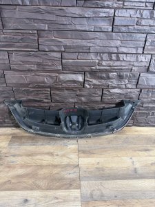 Решетка радиатора HONDA ODYSSEY RA8 2002