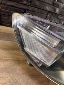 Фара правая HONDA LEGEND KB2 2012