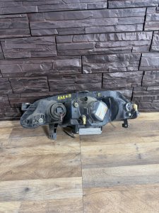 Фара правая HONDA ODYSSEY RA6 RA7 RA8 RA9 2002