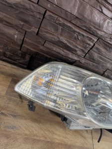 Фара правая HONDA ODYSSEY RA6 RA7 RA8 RA9 2000